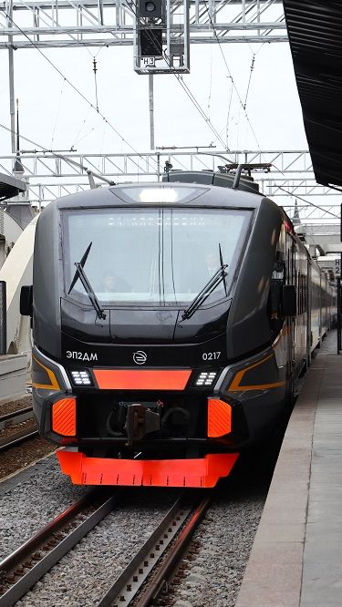 Jika Indonesia Punya LRT, Rusia Operasikan Kereta Komuter MCD-4 yang Bikin Tarif 3 Kali Lebih Murah