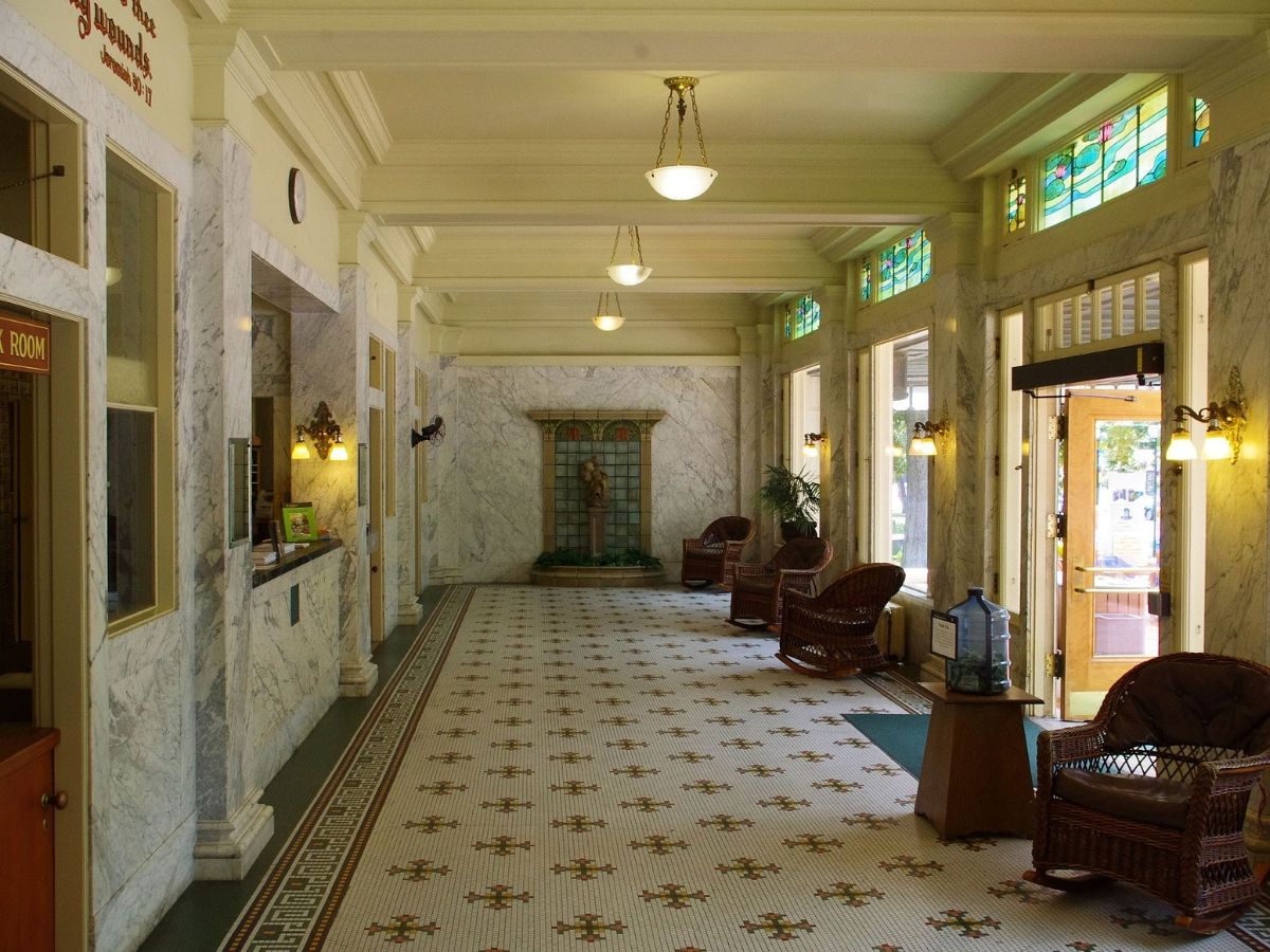 5. Fordyce Bathhouse