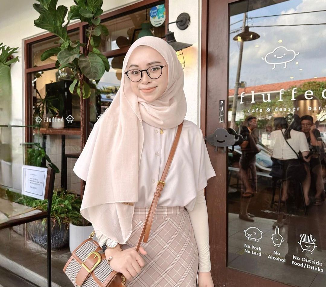 Anti Ribet, Tutorial Pashmina Menutupi Dada