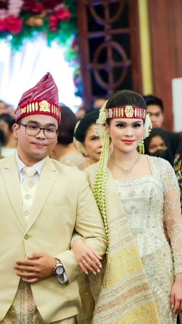 Angpao 2 Konglomerat Bikin Hotman Paris Balik Modal Gelar Pernikahan Rp5 Miliar Buat Si Bungsu