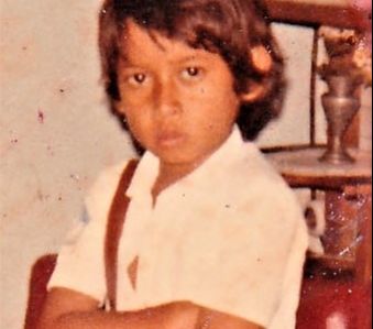 Bocah Mirip Rano Karno di Foto Ini Jadi Tangan Kanan Prabowo, Bisa Tebak?