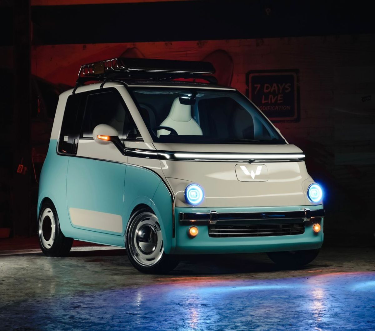 Kejutan IMX 2023, Pesta Modifikasi Terbesar: Ada Legenda Raja Drift Jepang dan Giveway Wuling Air ev 'Retro-Futuristic' Raffi Ahmad