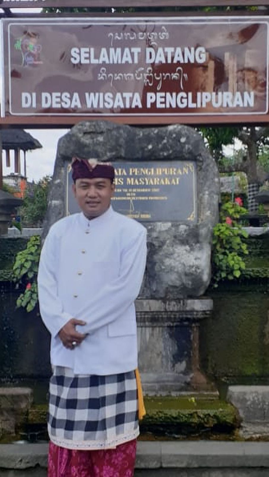 Aziz Gagap Punya Dua Istri