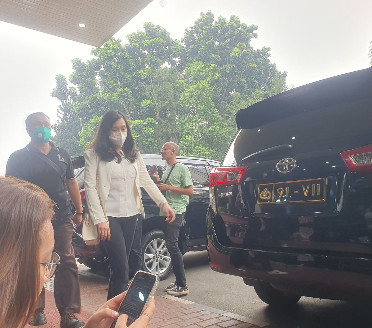 Virly Virginia Penuhi Panggilan Polisi Terkait Rumah Produksi Film Porno Jaksel