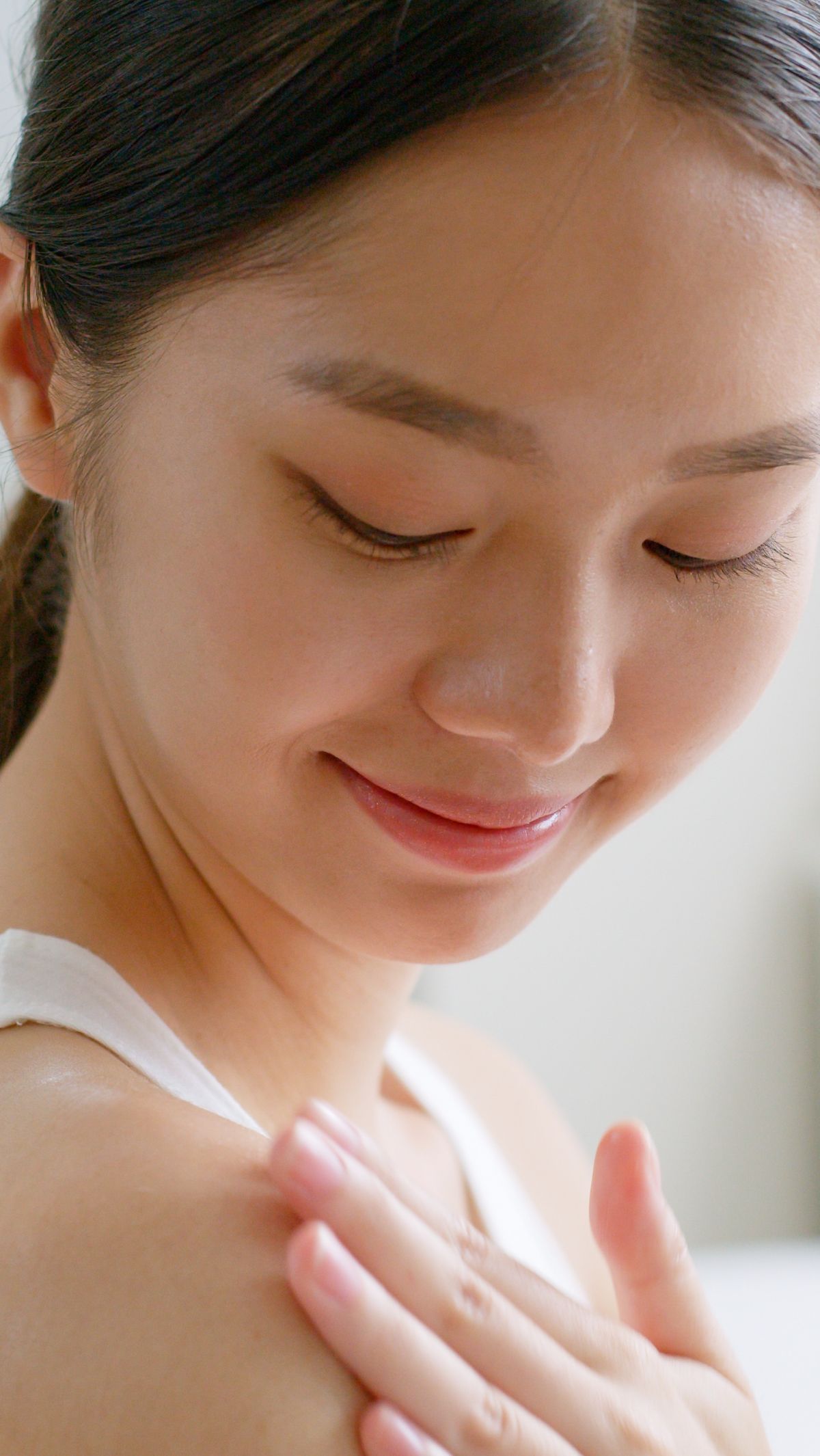 Body Serum, Perawatan Tubuh untuk Bikin Kulit Tampak Sehat dan Glowing