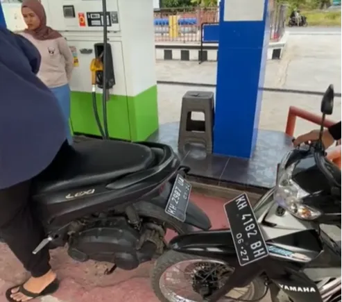Viral Penampakan SPBU 'Best View' di Pinggir Pantai, Bikin Mata Pengendara Terhanyut