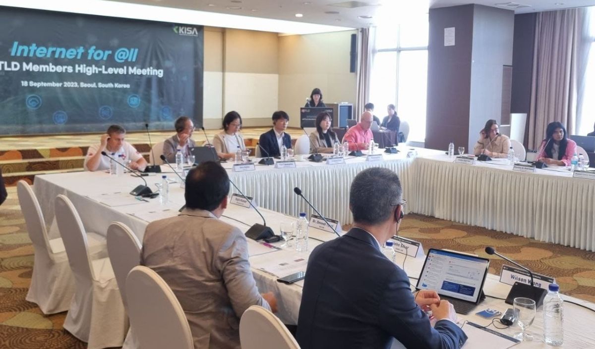 Menurut John, PANDI bersama organisasi internet regional lain berkomitmen  menjaga dan mendukung DNS yang kuat dan terpercaya sebagai inti infrastruktur Internet global.  