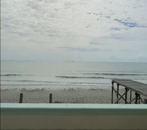 Viral Penampakan SPBU 'Best View' di Pinggir Pantai, Bikin Mata Pengendara Terhanyut