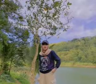 Ingat Bu Dendy yang Viral Sawer Pelakor dengan Uang Rp100 Ribuan? Kini Makin Tajir hingga Dituding Buat Pesugihan!
