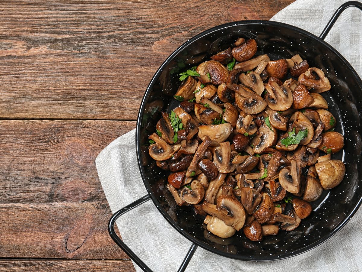 Masak Menu Simpel ala Restoran di Rumah, Tumis Jamur  Champignon