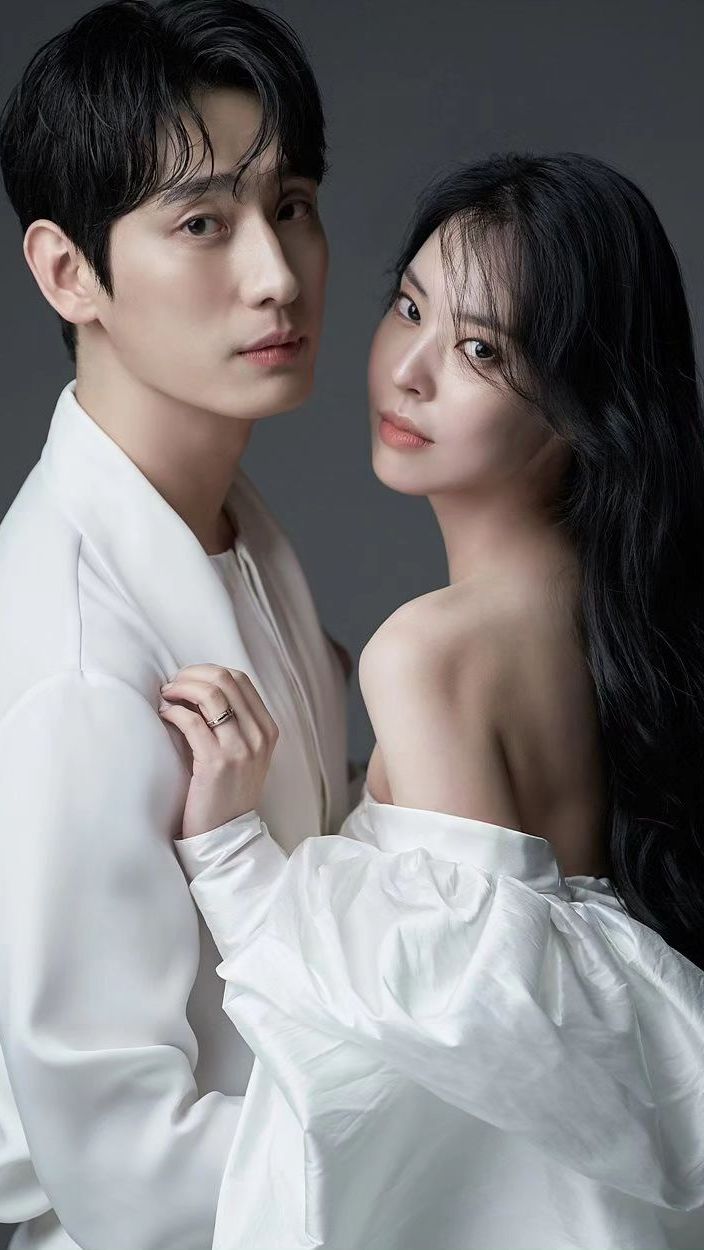 Aktor Ganteng Yoon Park dan Kim Soo Bin Melepas Masa Lajang, Happy Wedding Lovebirds!