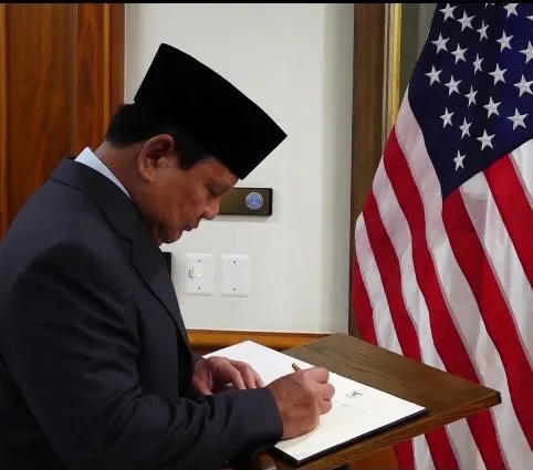 Sebab, partai berlambang pohon beringin itu telah mendukung Prabowo Subianto sebagai cawapres. 