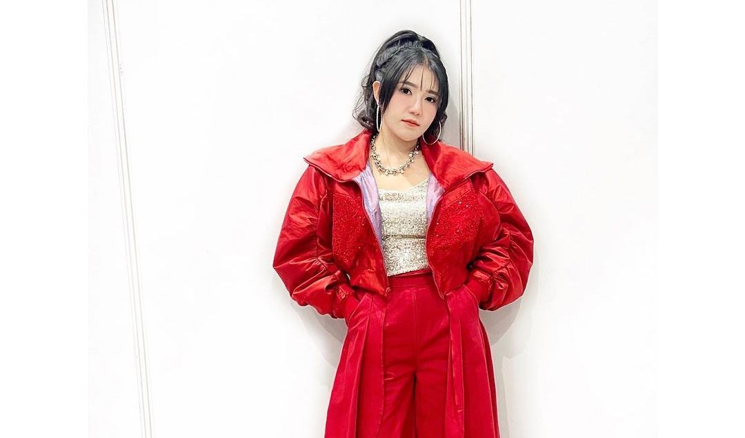 <b>5. Gaya Fashion</b>