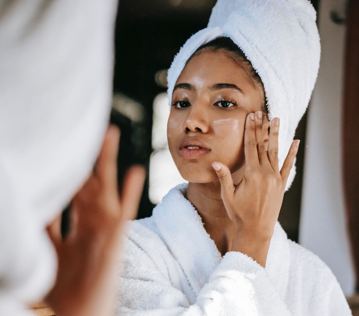 Kombinasi Cetar Vitamin C dan Retinol, Cegah Penuaan Kulit