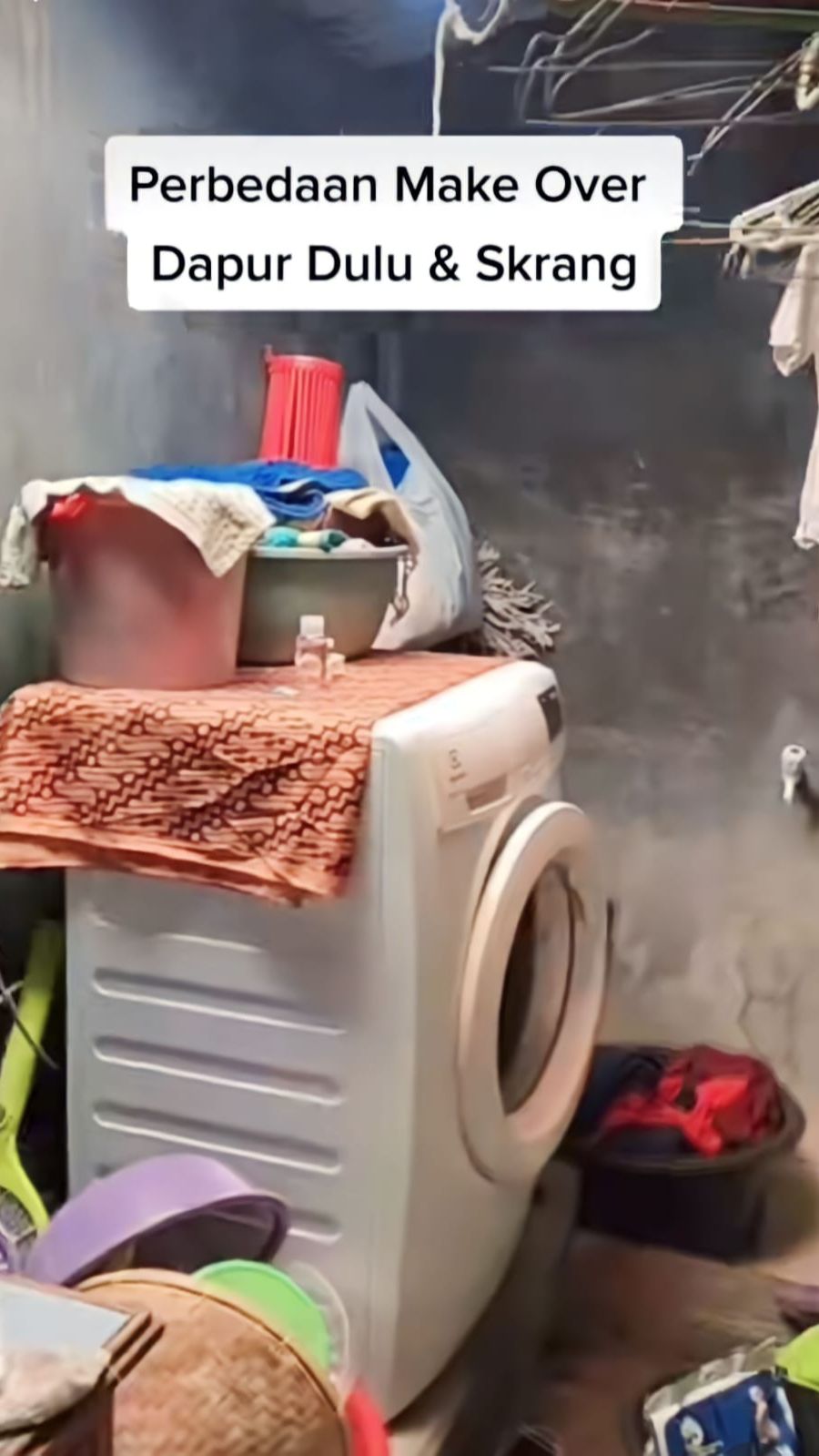Makeover Dapur Kumuh Sempit Jadi Estetik, Salfok sama Atap yang Vibes-nya Ala-Ala Taman