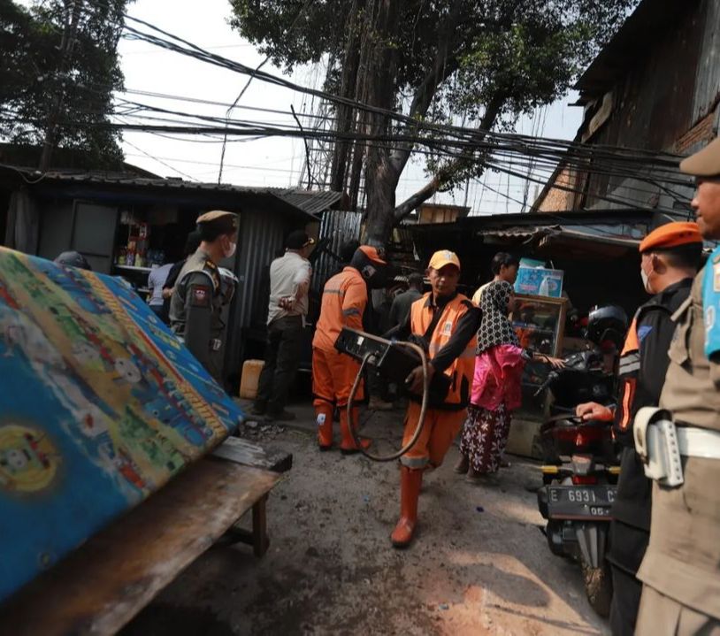Dikutip dari Instagram @kotajakartautara, Kamis (21/9) beberapa potret unggahan Kawasan Royal di Penjaringan, Jakarta Utara pasca dirobohkan pada Rabu (20/9) menjadi perhatian.