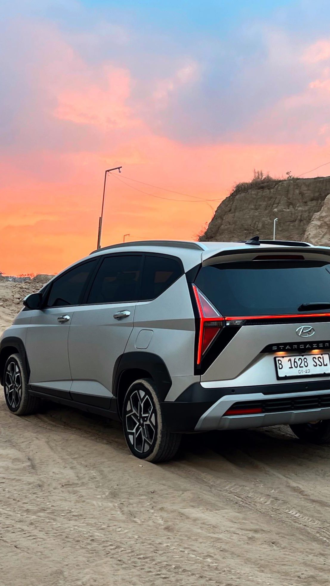 Baru Meluncur 1 Bulan, Seberapa Laris Hyundai Stargazer X?