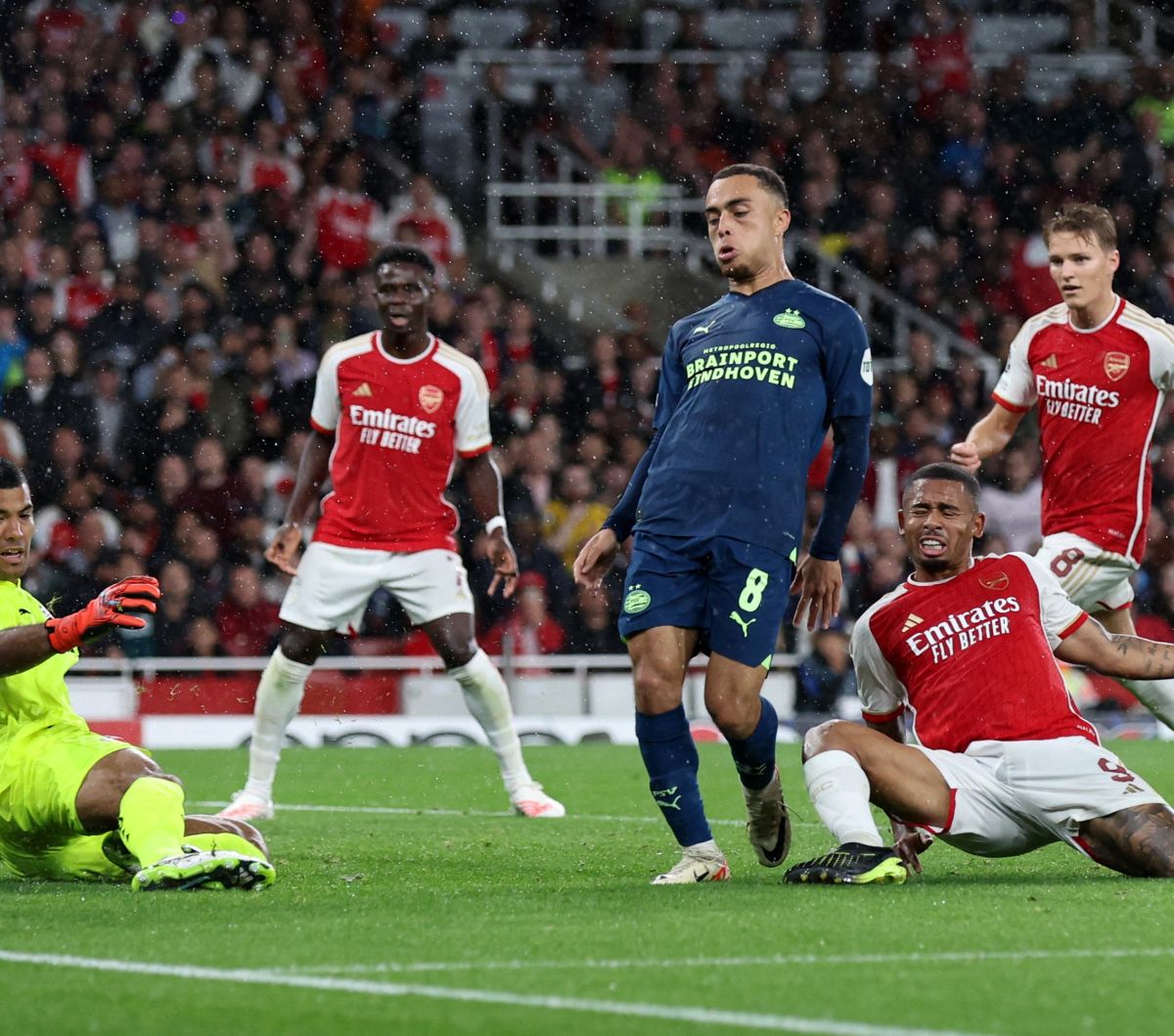 FOTO: Pesta Gol Arsenal di Matchday Pertama Grup B Liga Champions Usai Bikin PSV Eindhoven Babak Belur 4-0