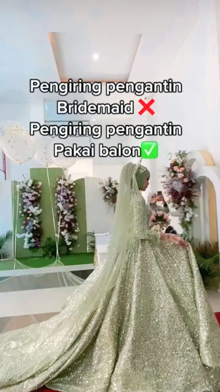 Kreatif Tanpa Batas, Pengantin Ini Bukannya Diiringi Bridesmaid, tapi Deretan Balon