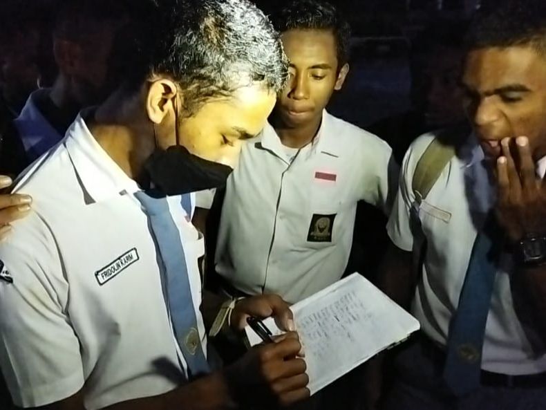 Pj Gubernur NTT Cabut Kebijakan Sekolah Jam 5.30 Pagi yang Dibuat Victor Laiskodat