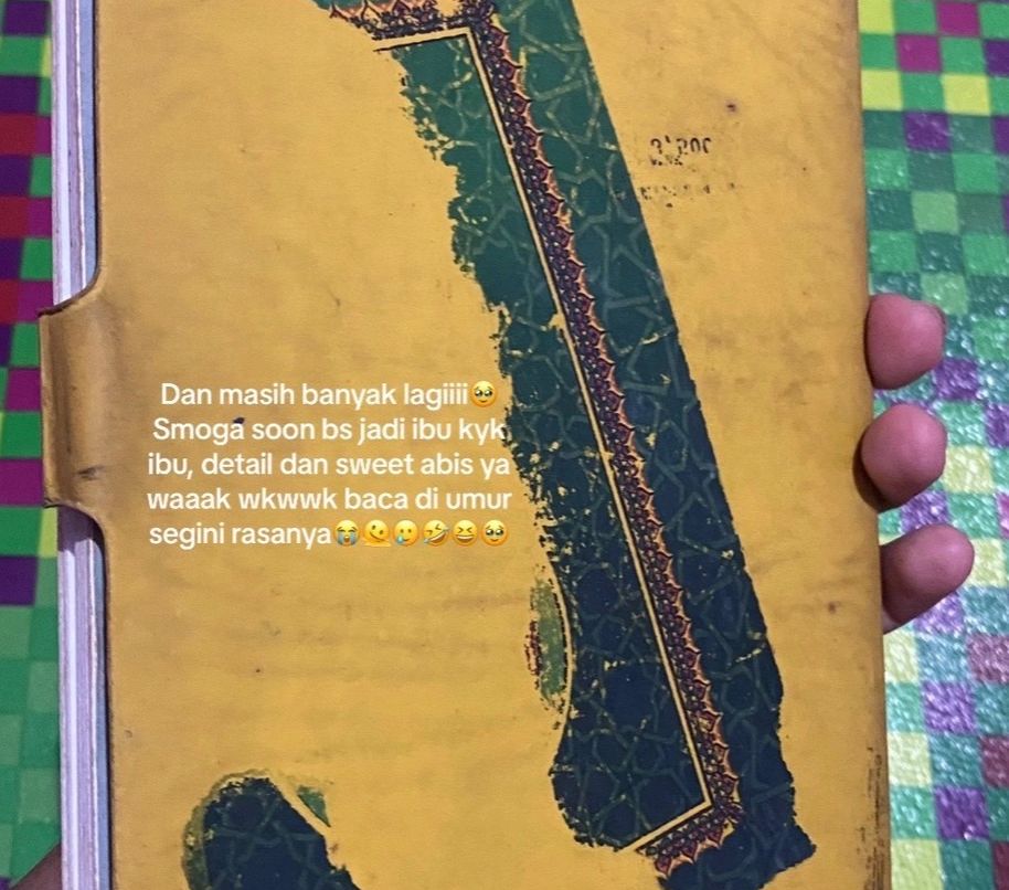 Momen Haru Anak Baca Buku Harian Ibu yang Ditulis Tangan, Auto Meleleh karena Berisi Catatan Tumbuh Kembangnya Sejak Kecil