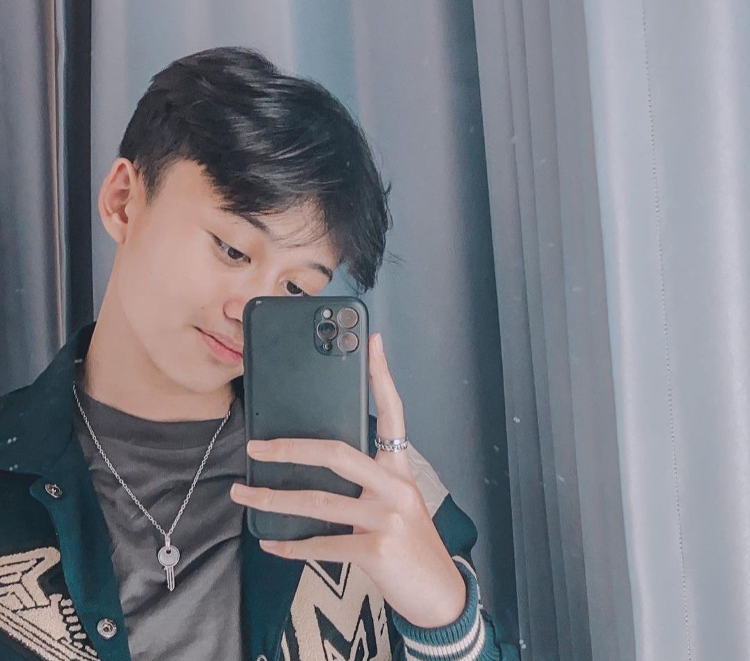 Spill Foto Bareng, Wajah Pacar Rizwan Fadilah Bikin Penasaran