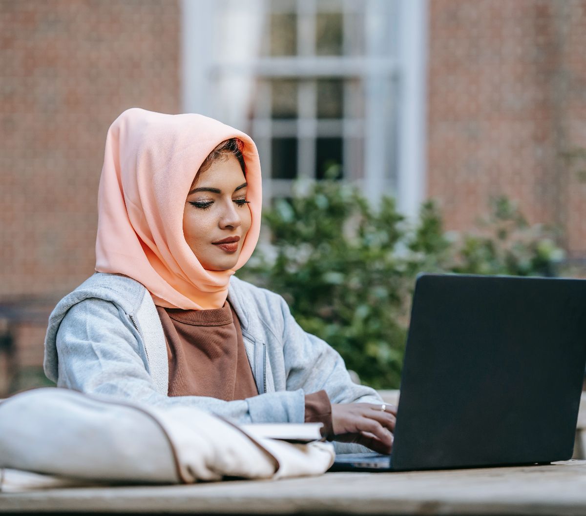 Doa Setelah Belajar Dilengkapi Tips agar Mudah Menyerap dan Memahami Ilmu yang Dipelajari