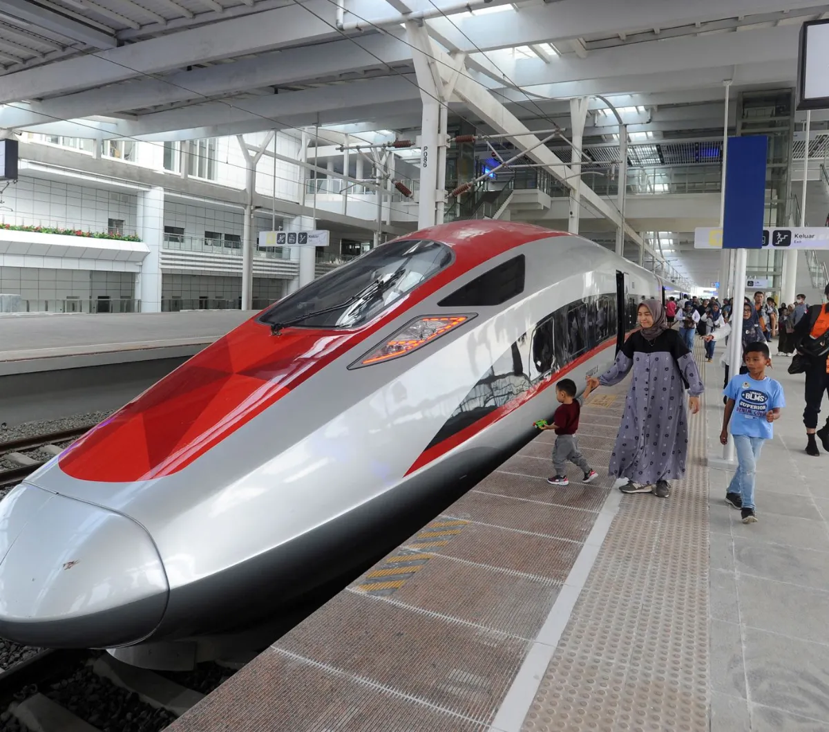 WHOOSH, Nama Baru Buat Kereta Cepat Jakarta Bandung Terinspirasi Jargon The Prediksi?