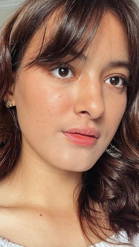 Makeup Tipis