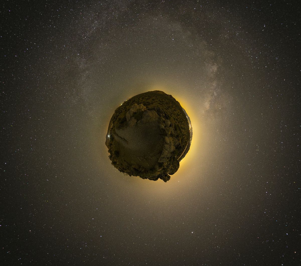 Potongan Asteroid Paling Berbahaya di Luar Angkasa akan Mendarat di Negara Ini