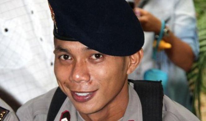 Norman Kamaru