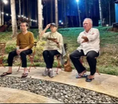 Gaya Santuy Sri Mulyani di Antara Jokowi dan Menteri Basuki saat Camping di IKN, Lagunya jadi Sorotan