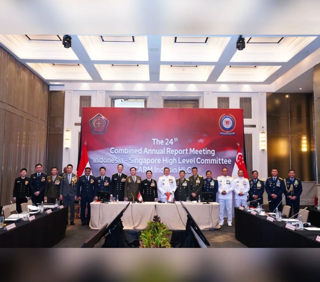 Panglima TNI Laksamana TNI Yudo Margono terima kunjungan kehormatan Panglima Singapore Armed Forces (SAF) Vice Admiral (VADM) Aaron Beng beserta para delegasinya.