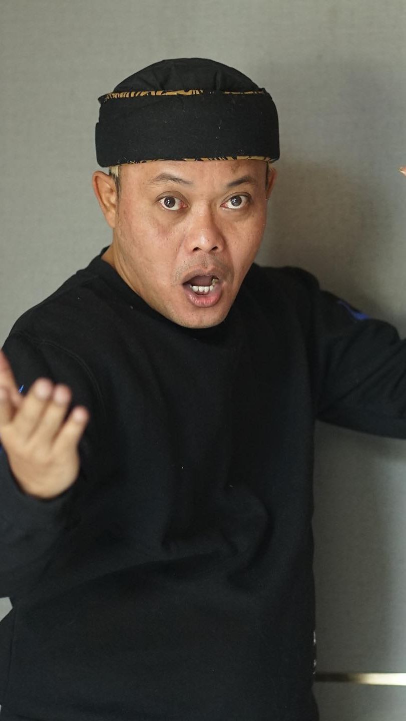 Penjual Es Buah Mirip Sule