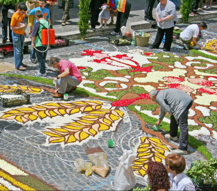 World's 5 Most Beautiful Flower Festivals You Can't-Miss