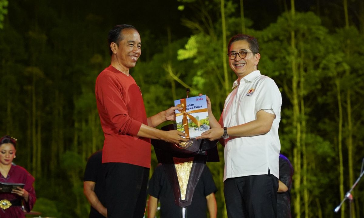 Serahkan Peta Jalan Indonesia Emas 2045, Arsjad Rasjid: Ini Adalah Panduan Menuju Indonesia Maju