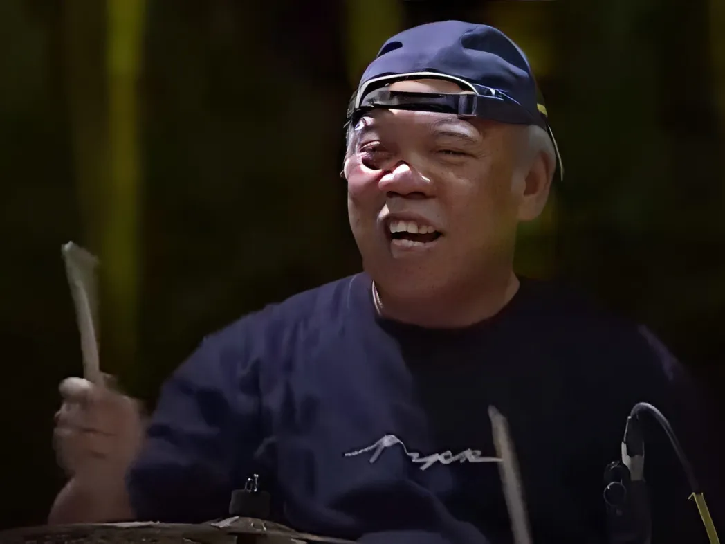 Saking Semangatnya Ngeband, Stik Drum Pak Basuki Patah Saat Manggung Bareng Band Gigi di IKN