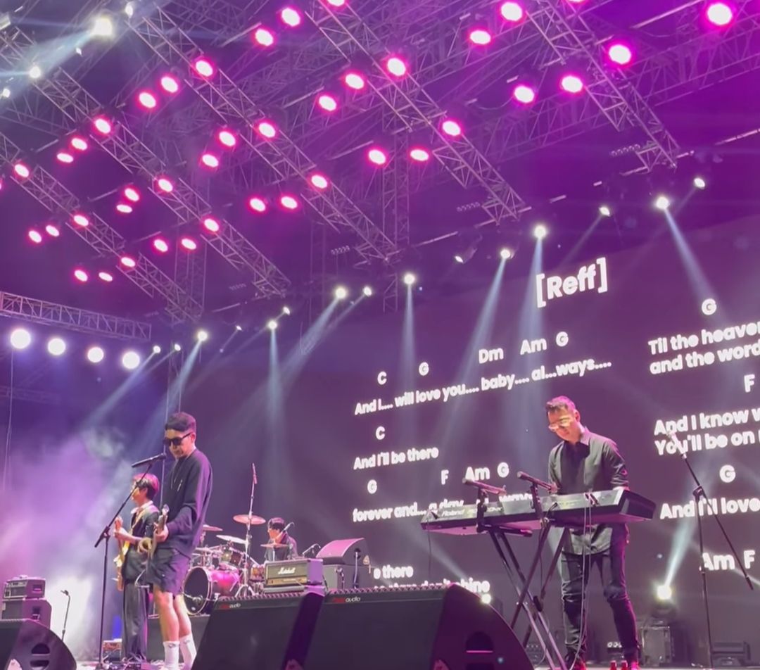 Penampilan Memukau Raffi Ahmad  Bareng 'Andre Taulany and Friends' di Panggung Pestapora, jadi Keyboardis hingga Drummer