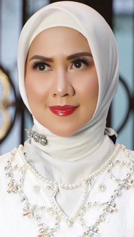 Reaksi Venna Melinda Saat Tahu Putrinya Vania Dilempar Batu Temannya di Sekolah<br>