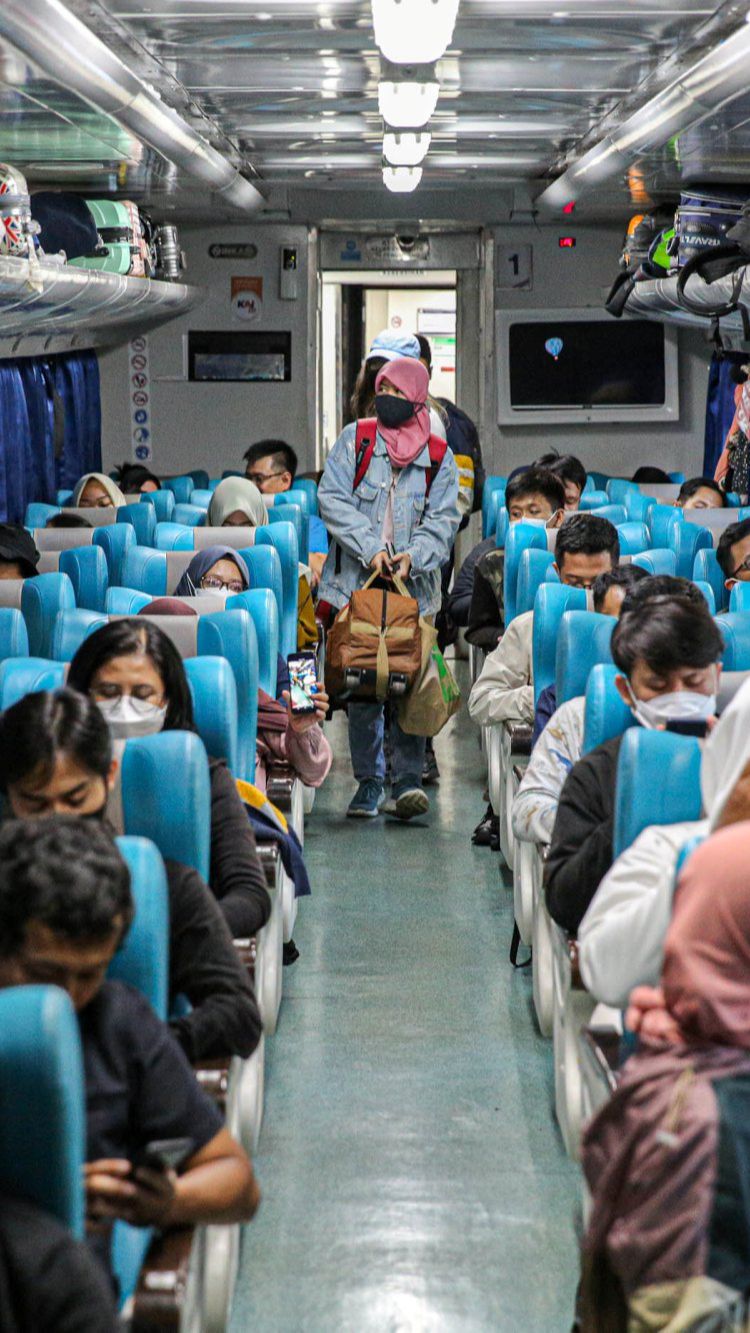 Kereta Ekonomi Rasa Eksekutif, KA Jayabaya Tak Lagi Pakai Kursi Tegak