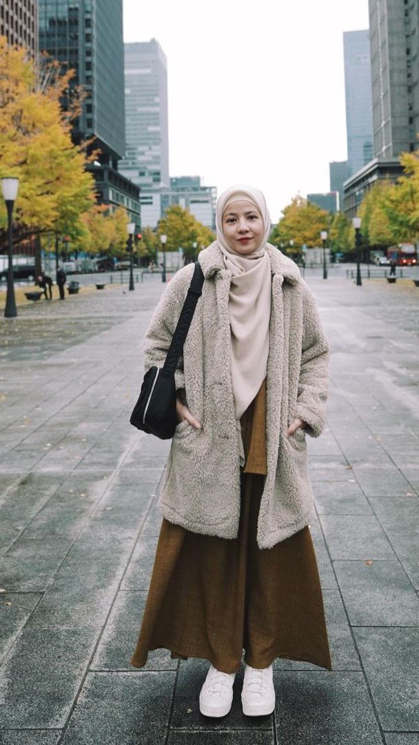 Gaya Liburan Seru Natasha Rizky Bareng Sahabat