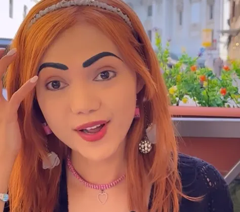 Bikin Malu Suami, Rina Nose Tampil Menor saat Jalan-jalan ke Roma Italia, Soimah sampai Komentar 'Wong Gendheng'