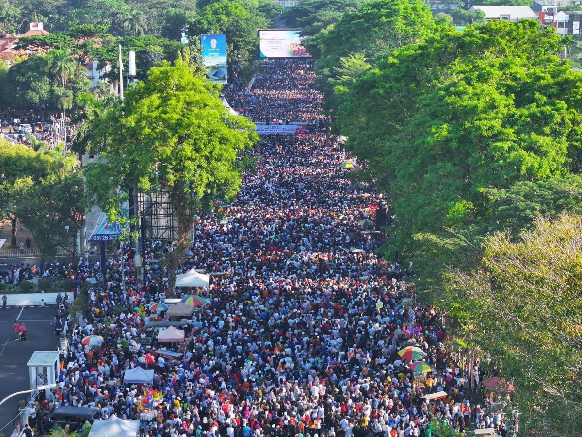 Penampakan Warga di Makassar Sambut Anies dan Cak Imin: Diklaim 1 Juta Orang yang Hadir