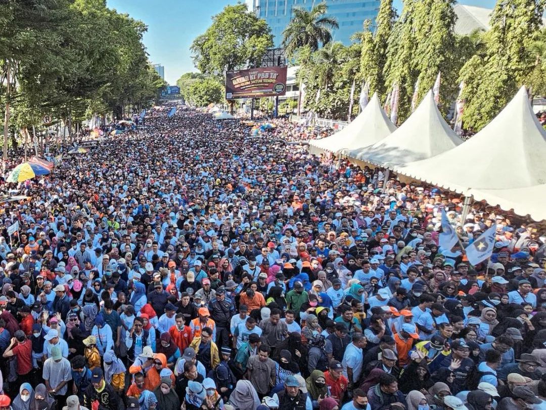 Penampakan Warga di Makassar Sambut Anies dan Cak Imin: Diklaim 1 Juta Orang yang Hadir