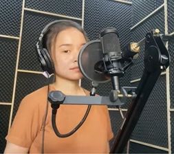 12 Potret Rumah Mewah Tasya Rosmala dengan View Hamparan Sawah, Punya Studio Rekaman Pribadi