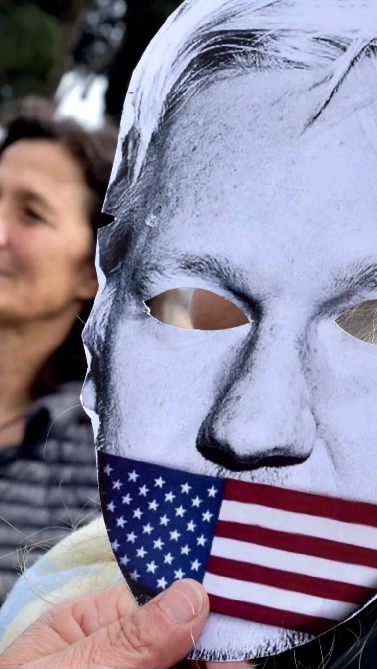 Tragedi Julian Assange, Awal dari Sebuah Akhir