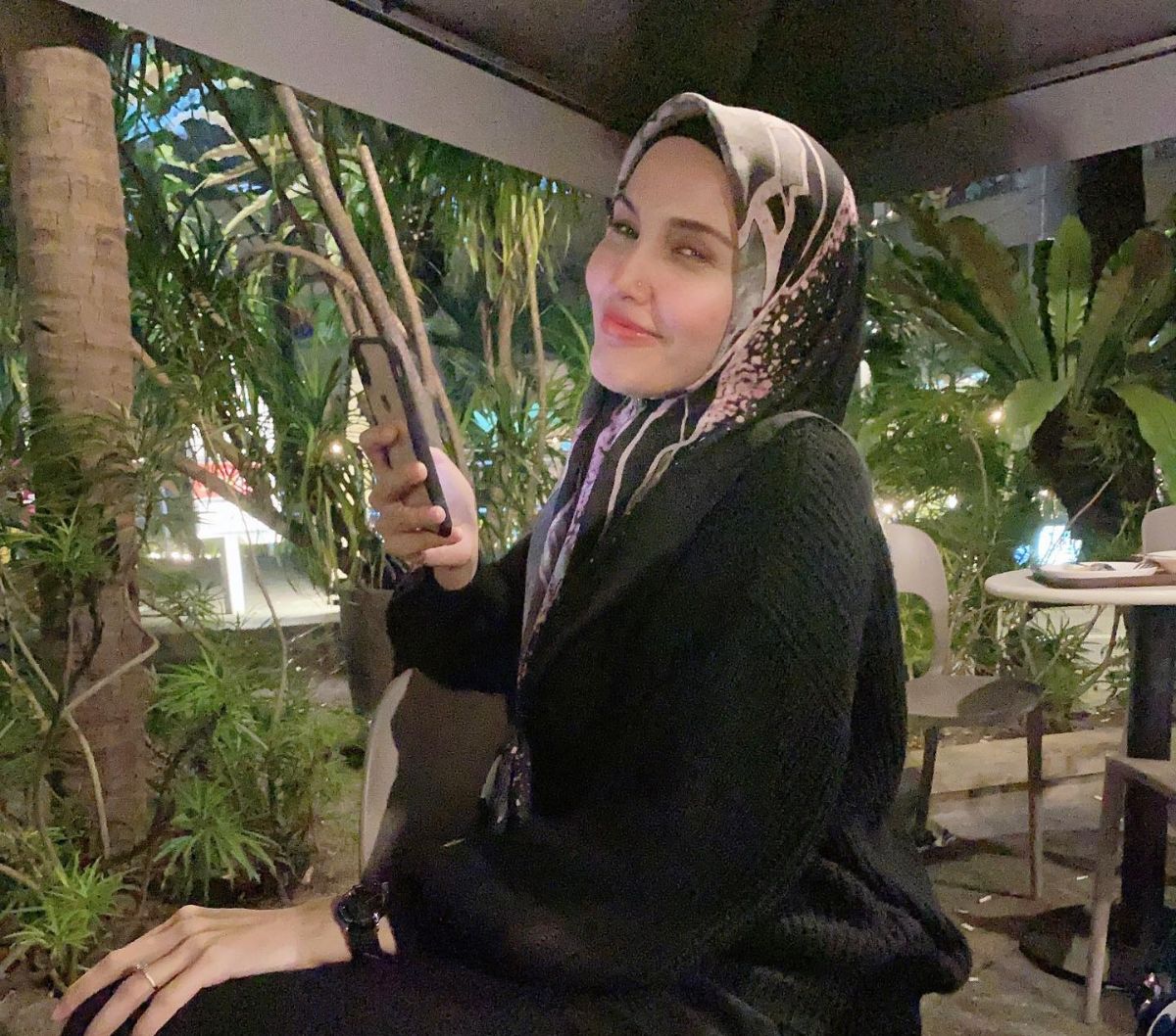 Potret Fiza Halim Penyanyi yang Dituding Selingkuh dengan Engku Emran, Akui Tak Saling Kenal!