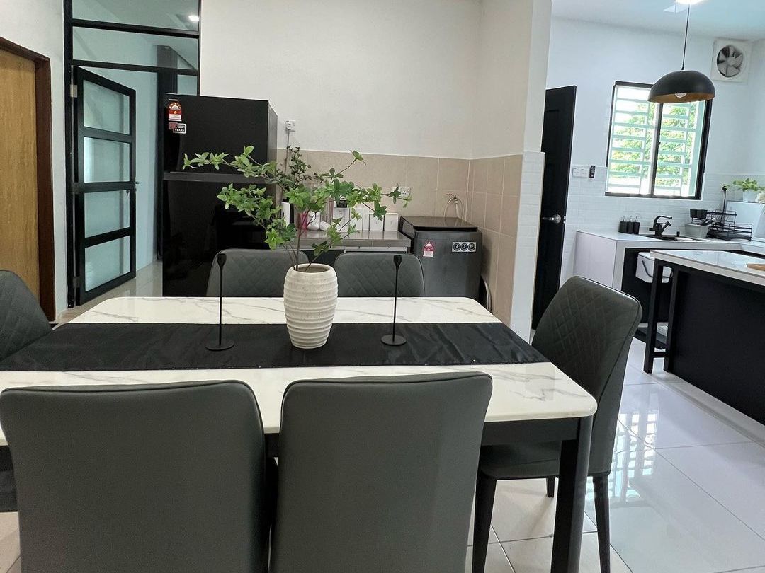 Vibe Rumah Maskulin dengan Nuansa Abu-abu