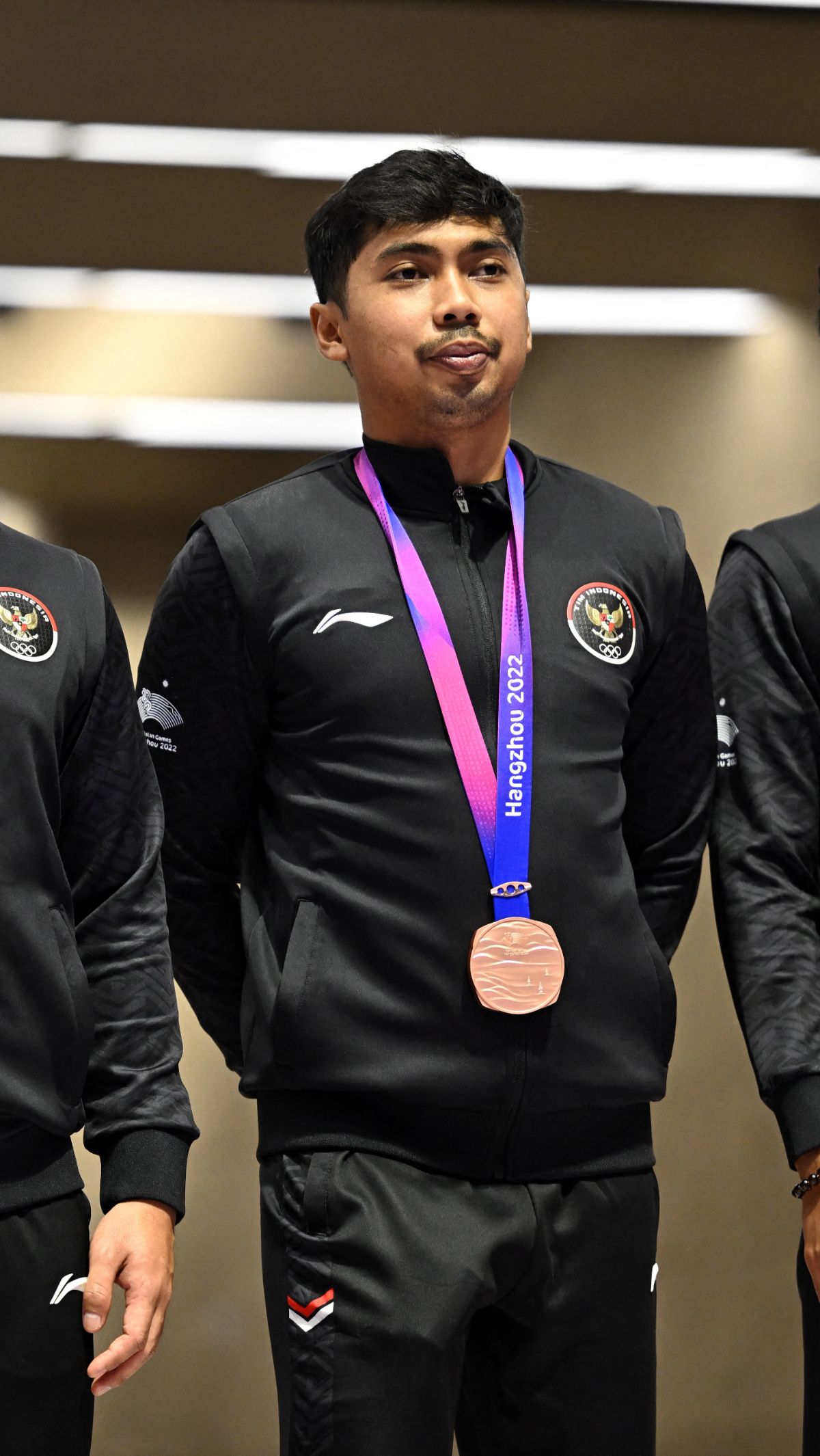 Ketika di Asian Games 2018, Putra tampil di dua nomor pada 10 meter running target standar dan running target campuran. <br>