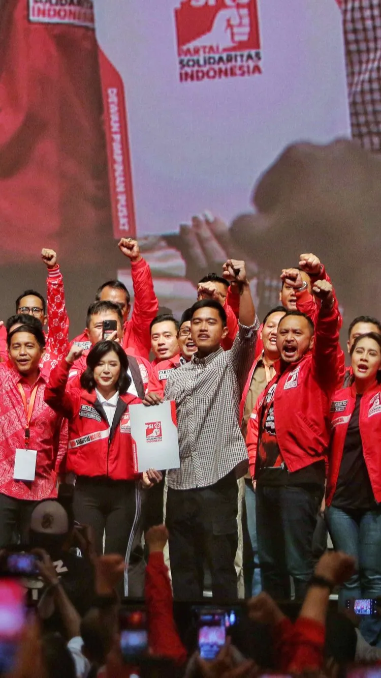 Video Blak Blakan Kaesang Pangarep Ikuti Jejak Jokowi Terjun Politik Jadi Ketum Psi